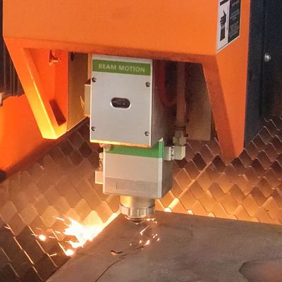 دستگاه برش لیزر فیبر CNC با توان 2000 وات برای ورق فلز با ابعاد 4000*1500